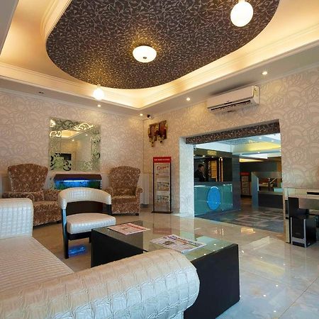 Pitrashish Grand And Premium Hotel Delhi  Exterior photo